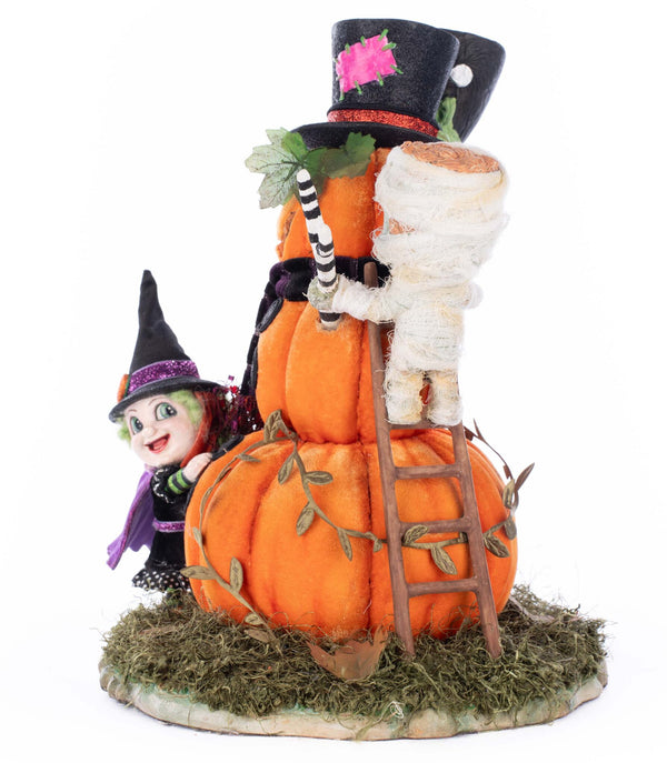 Ghouls Building Pumpkin Man image 1