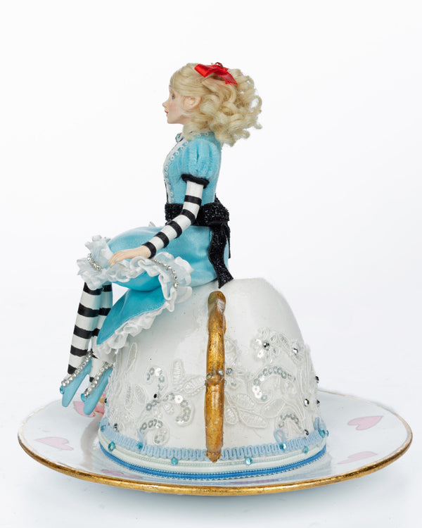 Alice on Teacup - Pastel