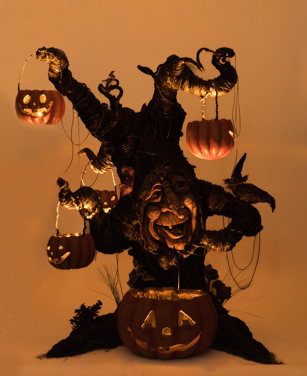 Witching Willow Tree with Jack O Lanterns