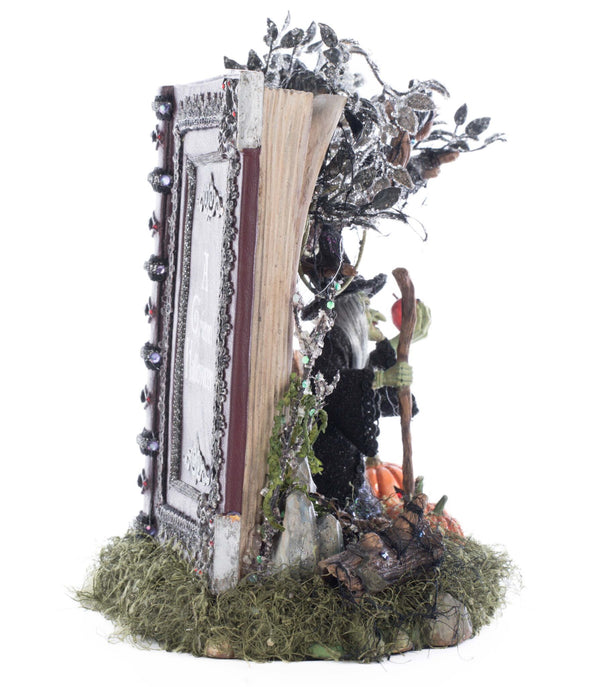 Grimm Haunted Story Book image 3